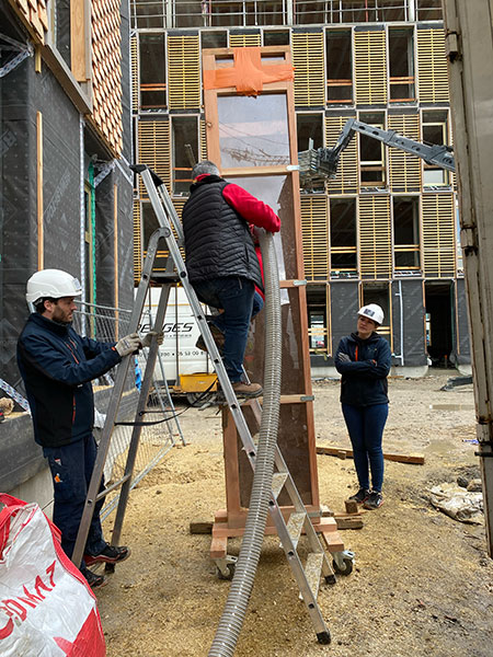 Maison de l’Habitat isolation paille pour la Maison de l’Habitat